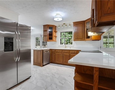 4684 Ben Hill Drive - Photo Thumbnail 12