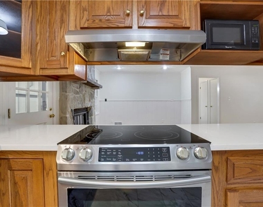 4684 Ben Hill Drive - Photo Thumbnail 14