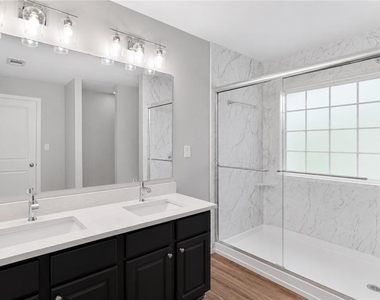 559 Windstone Trail - Photo Thumbnail 9