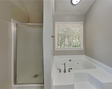 5665 Enchantress Lane - Photo Thumbnail 10