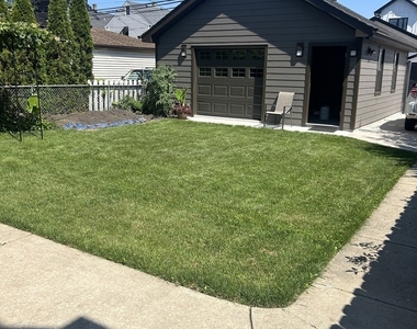 6620 W Devon Avenue - Photo Thumbnail 11