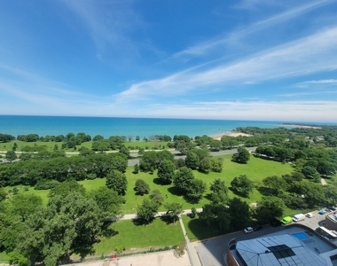 5445 N Sheridan Road - Photo Thumbnail 2