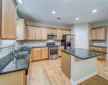 9950 Autry Vue Lane - Photo Thumbnail 2