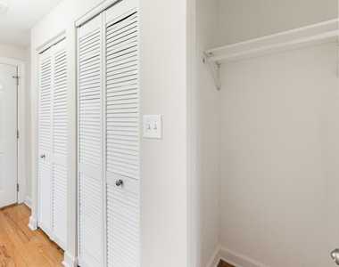 4606 N Monticello Avenue - Photo Thumbnail 13