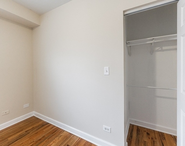4606 N Monticello Avenue - Photo Thumbnail 11