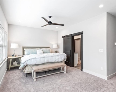 585 King Arnold Street - Photo Thumbnail 24