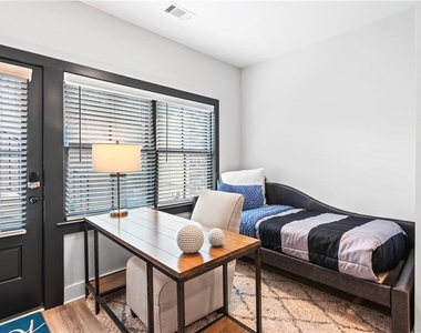 585 King Arnold Street - Photo Thumbnail 5