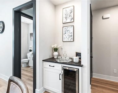 585 King Arnold Street - Photo Thumbnail 13