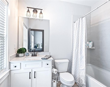 585 King Arnold Street - Photo Thumbnail 21