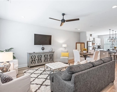 585 King Arnold Street - Photo Thumbnail 15