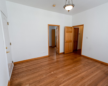 2219 W Rice Street - Photo Thumbnail 3