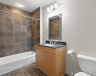 1211 S Prairie Avenue - Photo Thumbnail 28
