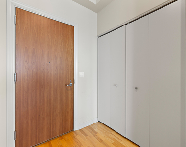 1211 S Prairie Avenue - Photo Thumbnail 5