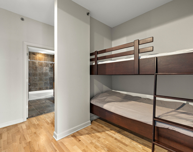 1211 S Prairie Avenue - Photo Thumbnail 27