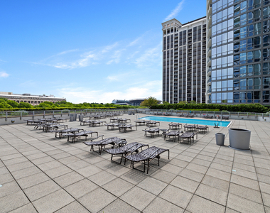 1211 S Prairie Avenue - Photo Thumbnail 43