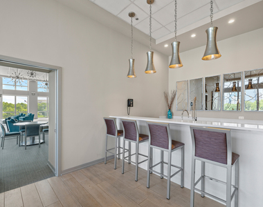 1211 S Prairie Avenue - Photo Thumbnail 52