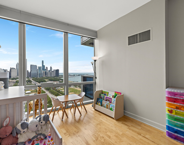 1211 S Prairie Avenue - Photo Thumbnail 25