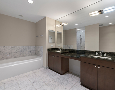1211 S Prairie Avenue - Photo Thumbnail 18