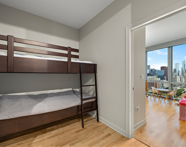 1211 S Prairie Avenue - Photo Thumbnail 23