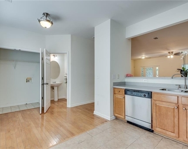 1684 Northgate Mill Drive - Photo Thumbnail 16