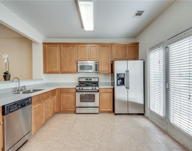 1684 Northgate Mill Drive - Photo Thumbnail 15