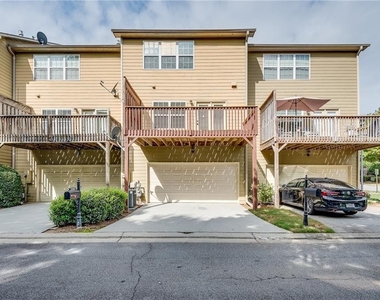 1684 Northgate Mill Drive - Photo Thumbnail 38