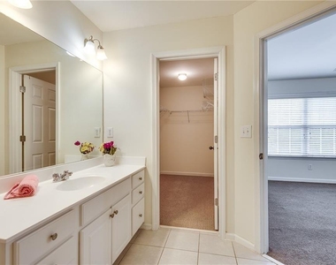 1684 Northgate Mill Drive - Photo Thumbnail 27