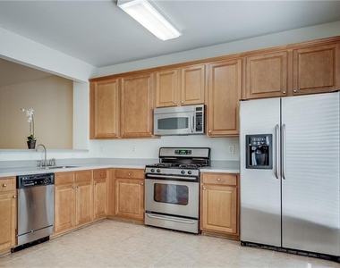 1684 Northgate Mill Drive - Photo Thumbnail 14