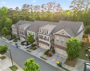 1011 Towneship Way - Photo Thumbnail 22