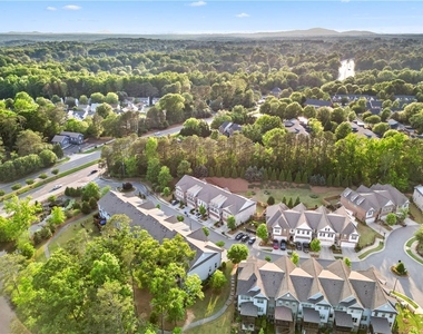 1011 Towneship Way - Photo Thumbnail 24