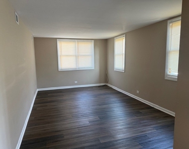 1756 Fayette Walk - Photo Thumbnail 11