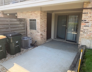 1756 Fayette Walk - Photo Thumbnail 2