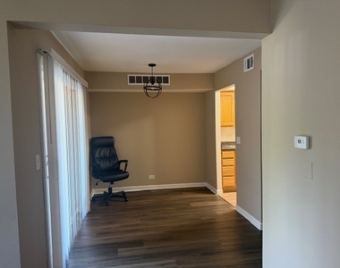 1756 Fayette Walk - Photo Thumbnail 6