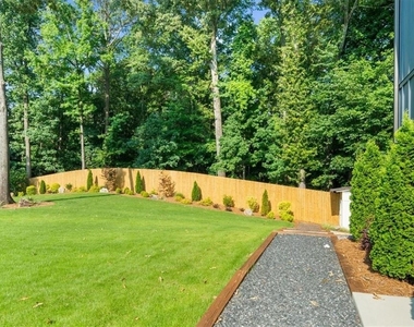 1871 Dyer Circle - Photo Thumbnail 46