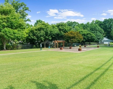 1871 Dyer Circle - Photo Thumbnail 51