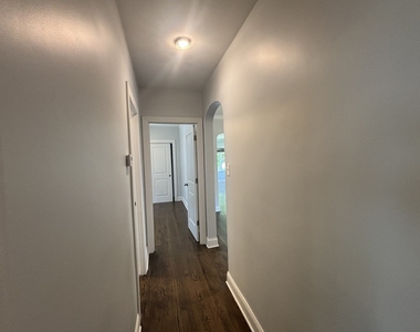 2224 Foster Street - Photo Thumbnail 12