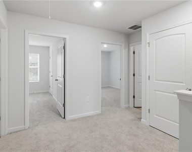 48 Berryville Drive - Photo Thumbnail 29