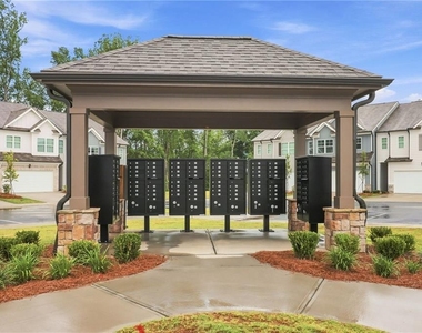 48 Berryville Drive - Photo Thumbnail 2