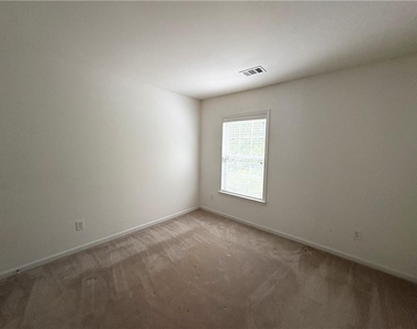 195 Gaines Oak Way - Photo Thumbnail 21