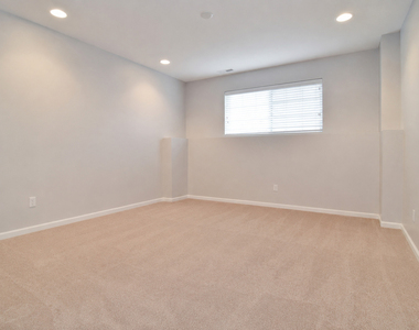 1641 Dogwood Lane - Photo Thumbnail 10