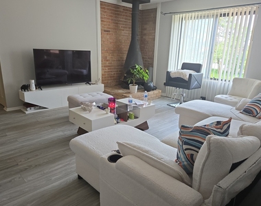 6151 Knoll Wood Road - Photo Thumbnail 2