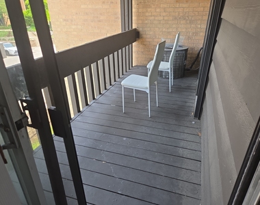 6151 Knoll Wood Road - Photo Thumbnail 12