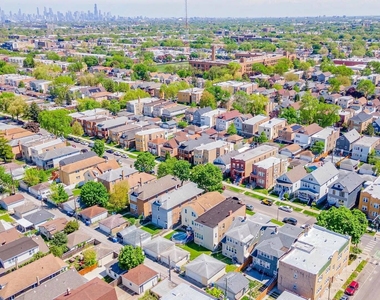 5131 W Roscoe Street - Photo Thumbnail 4