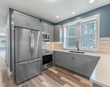 5131 W Roscoe Street - Photo Thumbnail 18