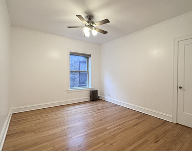 4752 N Virginia Avenue - Photo Thumbnail 9