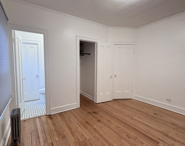 4752 N Virginia Avenue - Photo Thumbnail 13