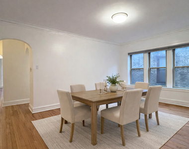 4752 N Virginia Avenue - Photo Thumbnail 6