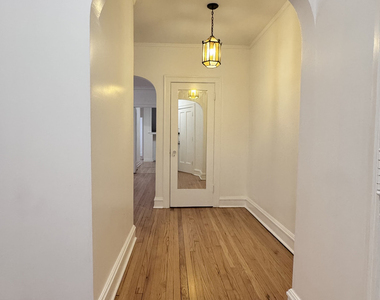 4752 N Virginia Avenue - Photo Thumbnail 18