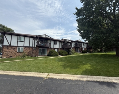 1032 Shagbark Road - Photo Thumbnail 3