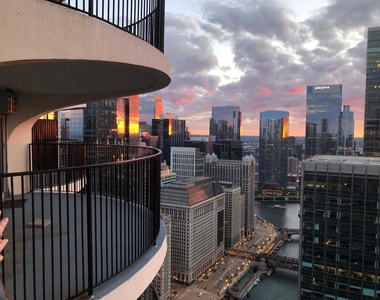300 N State Street - Photo Thumbnail 15